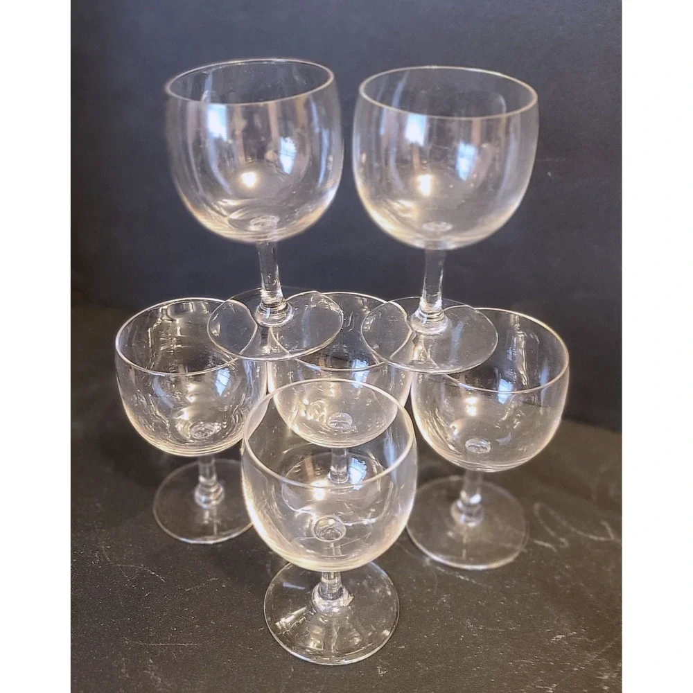 Set of 6 Elegant Royal Doulton Mode Wine‎ Glasses, Crystal Clear Glassware